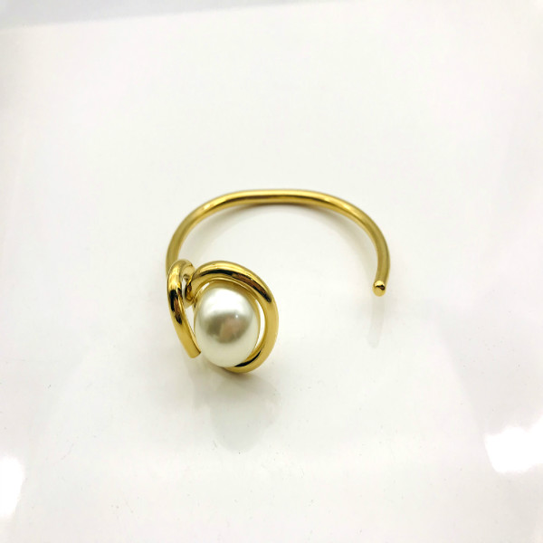 Twist bangle in stainless steel