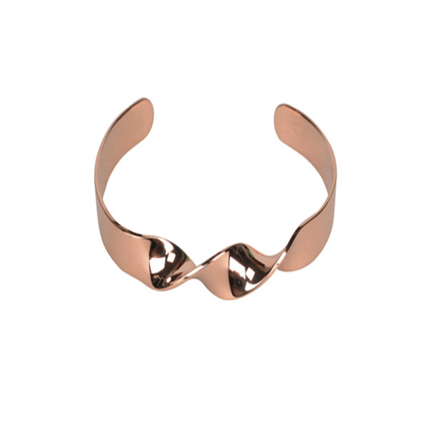 twist stainless bangle